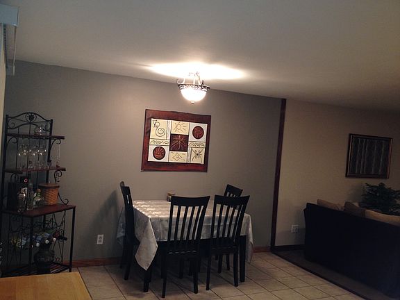 4th image of 3329 McKinley Pkwy