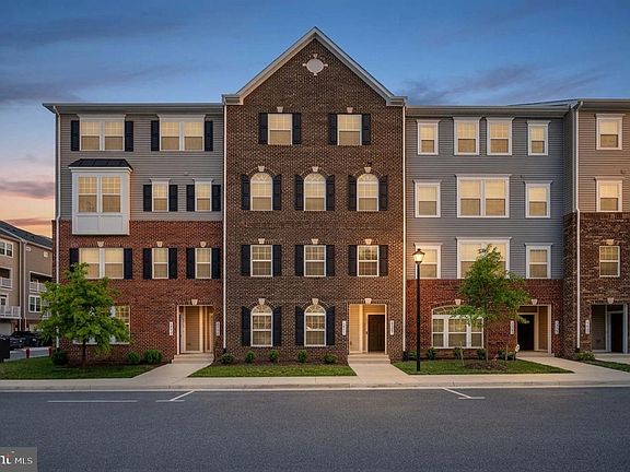2nd image of 7911 Independence Dr #1C