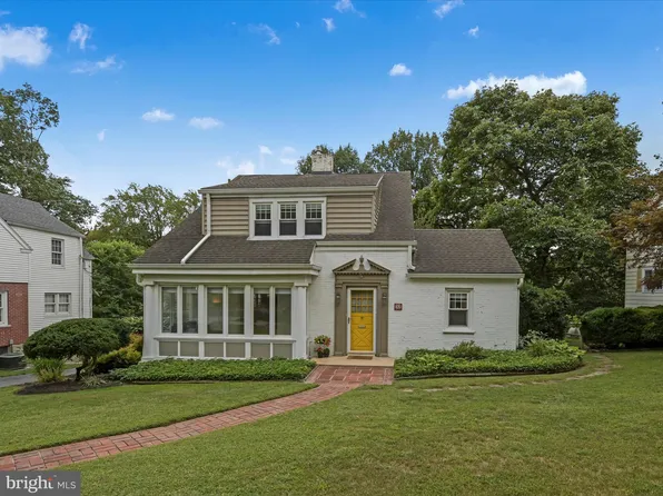 32 Wyomissing Hills Blvd, Wyomissing, PA 19609
