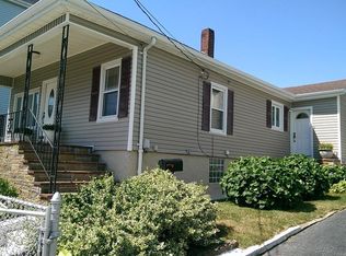 476 Cambridge St, Fall River, MA 02721
