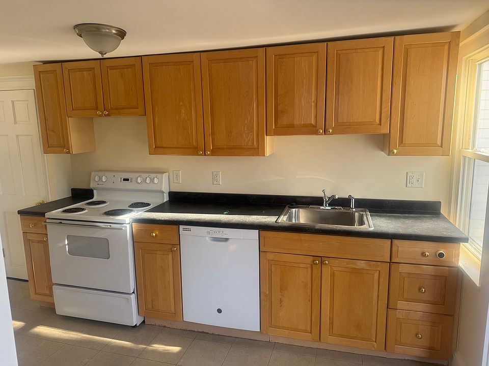 1st image of 5 Curve St #1