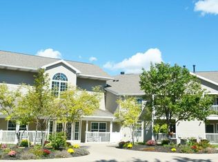 Hopkins Court Apartments, Getzville, NY 14068