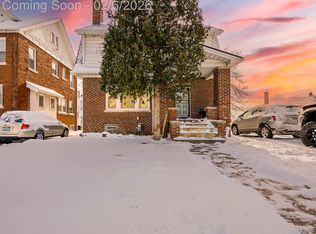 91 Puritan St, Highland Park, MI 48203
