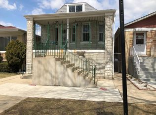 5520 W Drummond Pl, Chicago, IL 60639
