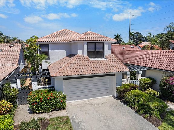 2nd image of 5535 Eton Ct