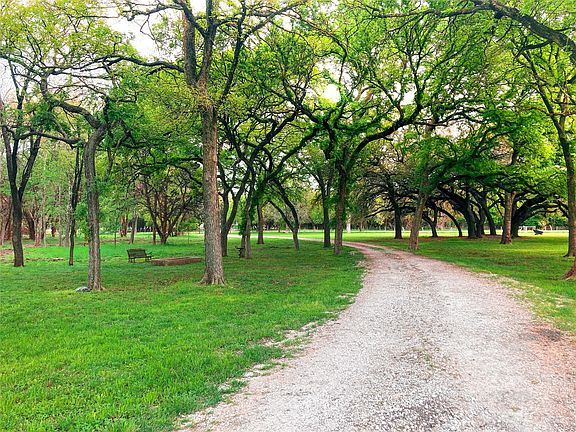2nd image of 110 County Road 4270