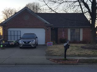 4642 Strickland Dr, Owensboro, KY 42301