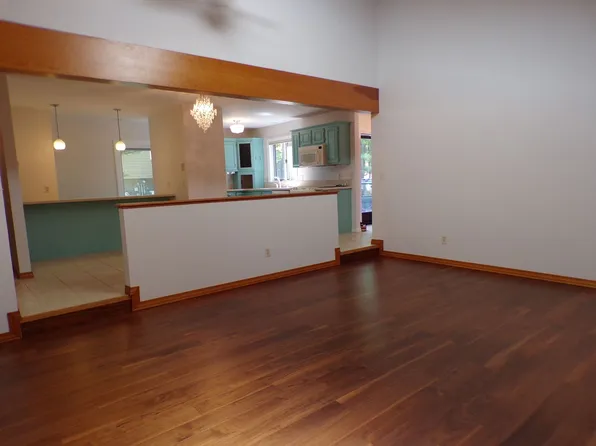 4015 Holiday North Ct, Traverse City, MI 49686
