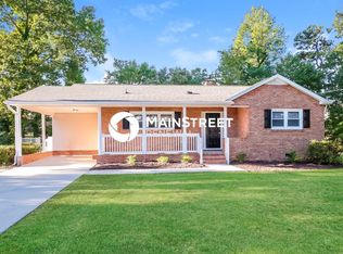 1035 Manorwood Dr, Kernersville, NC 27284