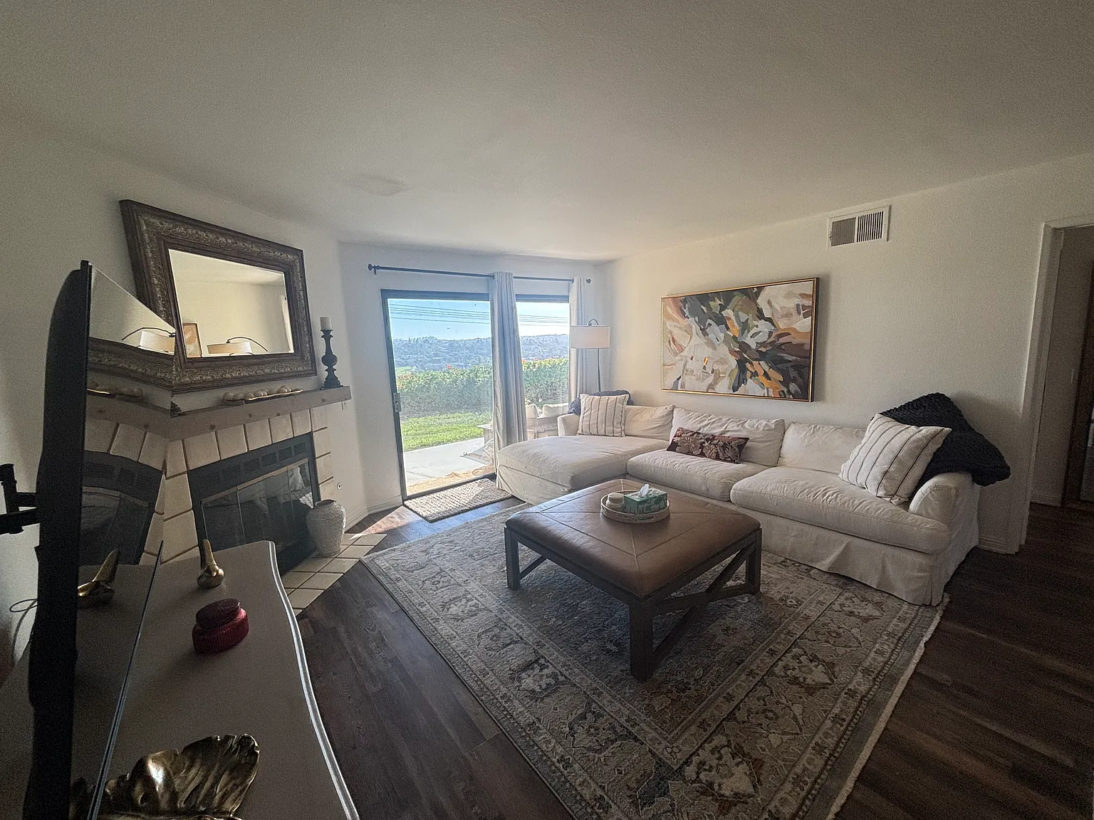2 bed, 1158 sqft, $3,595 — Photo 1