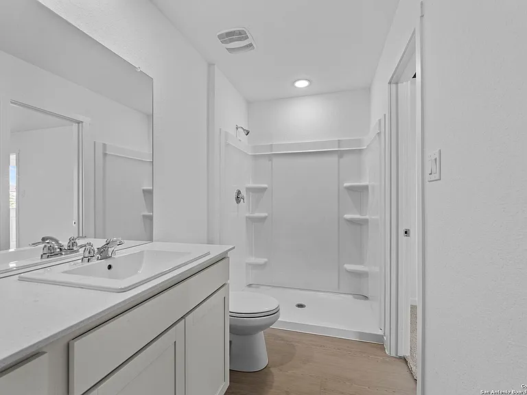 3820 Swift Fox Rd — Photo 17