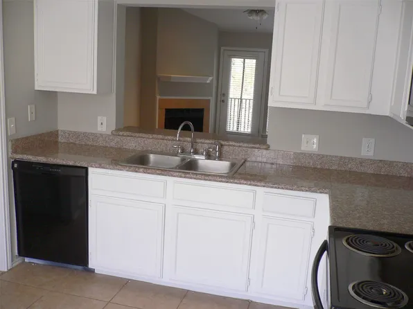 9601 Forest Ln APT 1323, Dallas, TX 75243