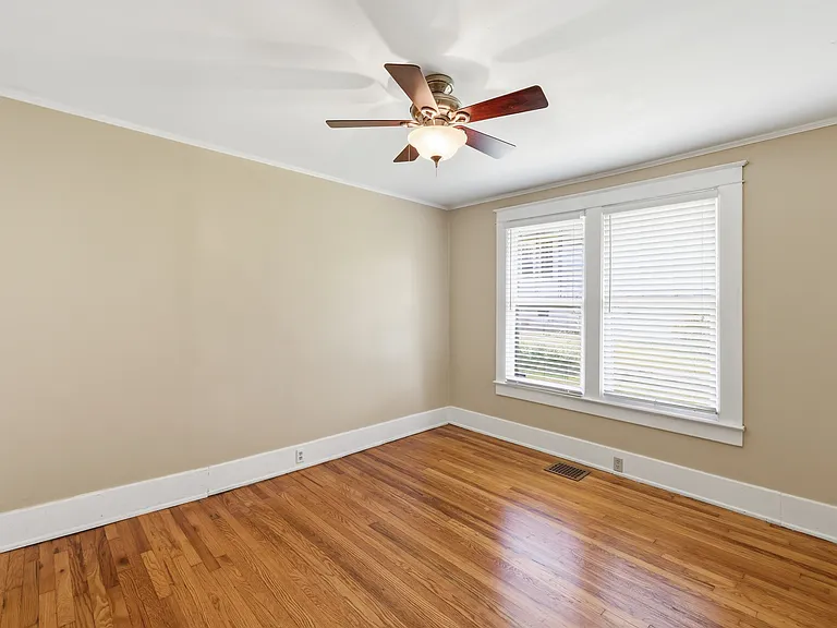 1105 Westwood Ave — Photo 14