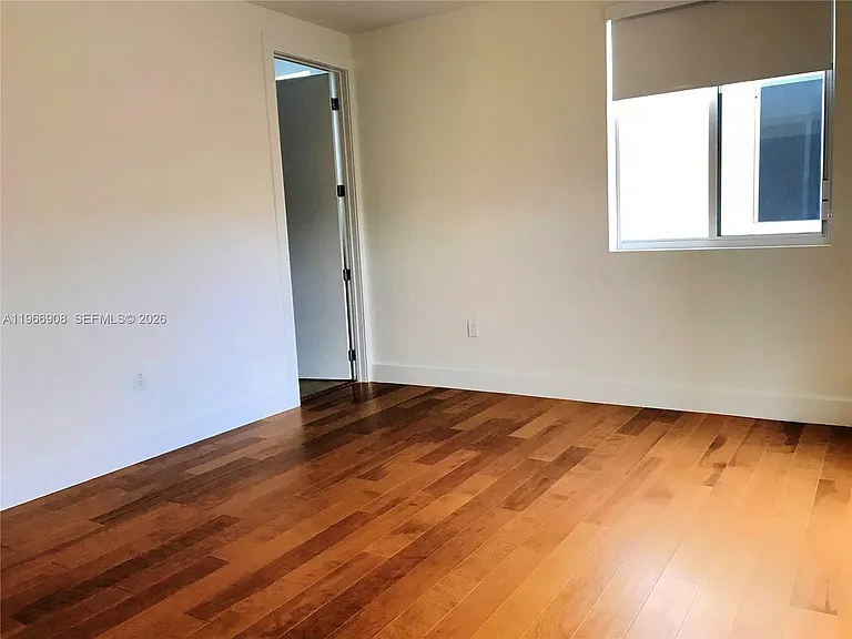 10055 NW 75th St — Photo 41