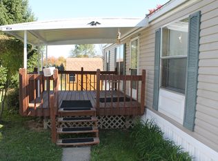 220 Caravan Ln, Butler, PA 16001