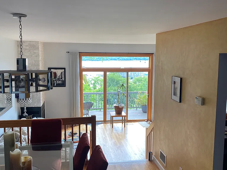 11 Columbus Pl — Photo 13