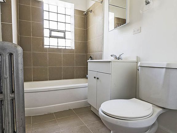 3rd image of 7249-53 S Blackstone Ave #7253-2