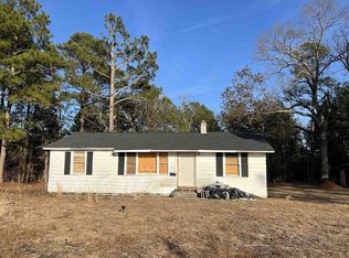 1069 Flynn McPherson Rd, Cameron, NC 28326