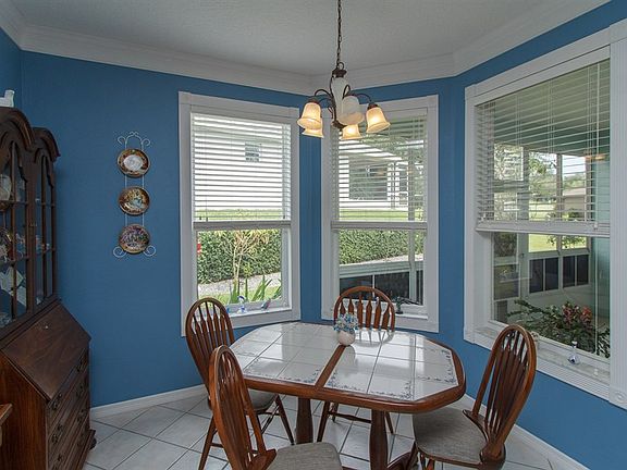 5th image of 5580 Freeport Dr
