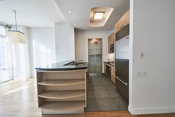 Rented by RSNY Realty | media 2