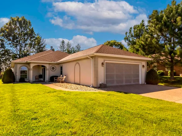 1514 Ryder Cup Blvd, Marion, IL 62959