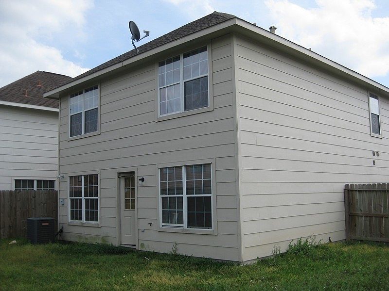 2nd image of 11148 Opatrny Meadows Ln