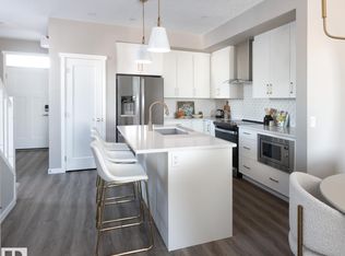 7002 50a Ave, Beaumont, AB T4X1B8