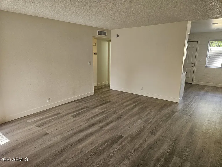 6043 N 23rd Ave #5A — Photo 2