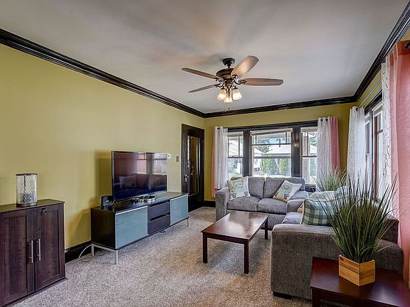 4th image of 3009 Bate St