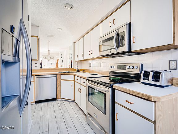 2nd image of 142 Florida Shores Blvd #142