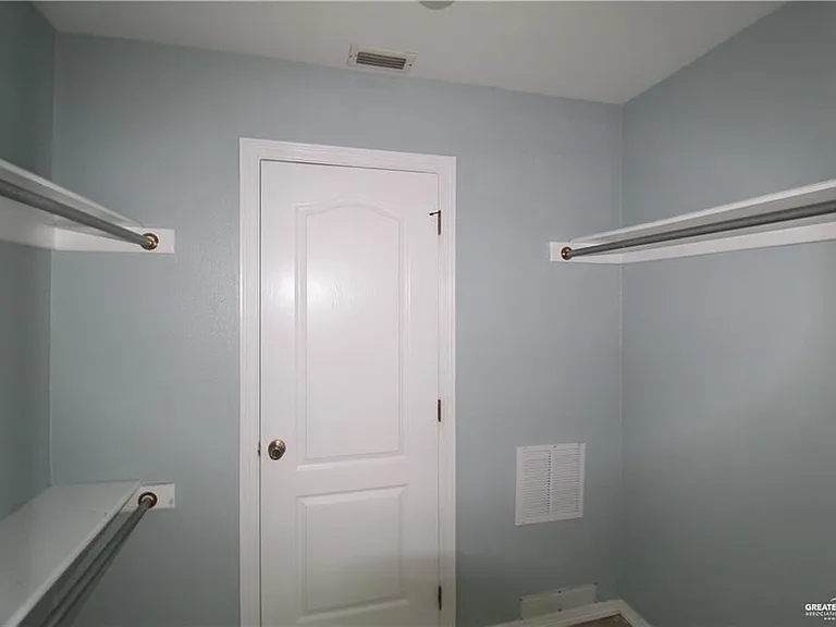 2314 W Stubbs St #A — Photo 11