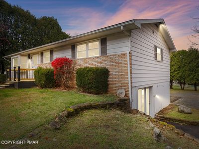 2204 Hallmark Dr, Stroudsburg, PA, 18360