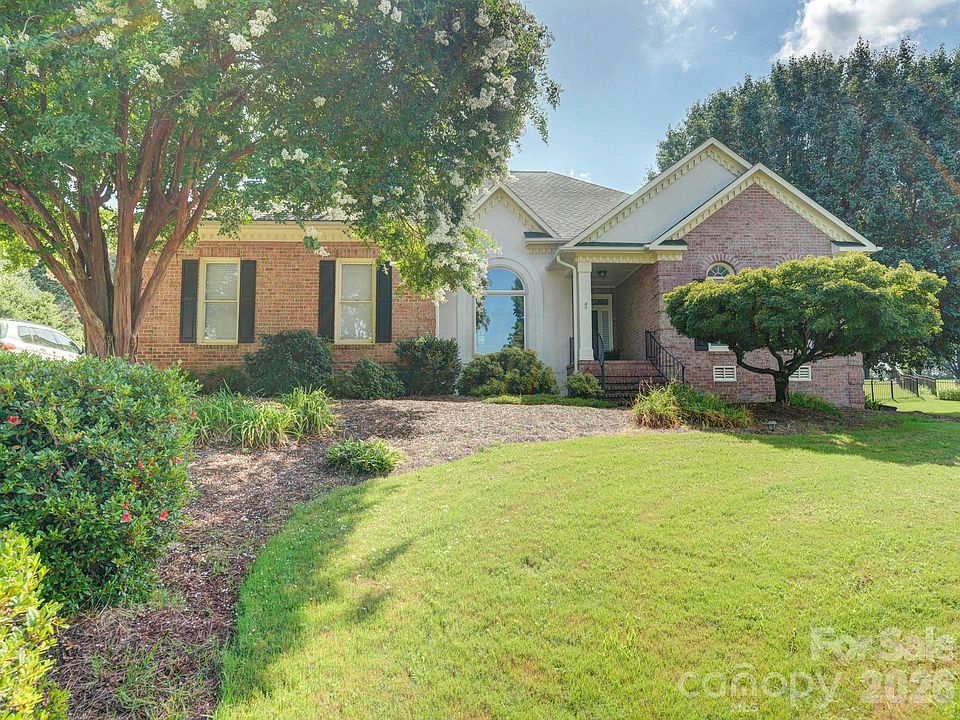 1st image of 3466 Brighton Ct NW