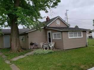 313 1/2 4th St, Piqua, OH 45356