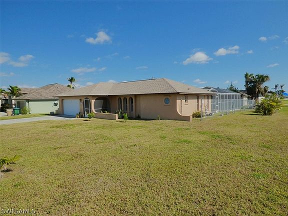 2nd image of 4011 Agualinda Blvd #E