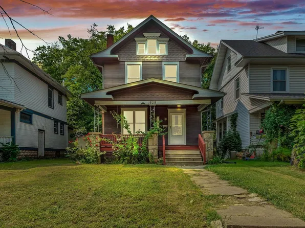1629 SW Central Park Ave, Topeka, KS 66604