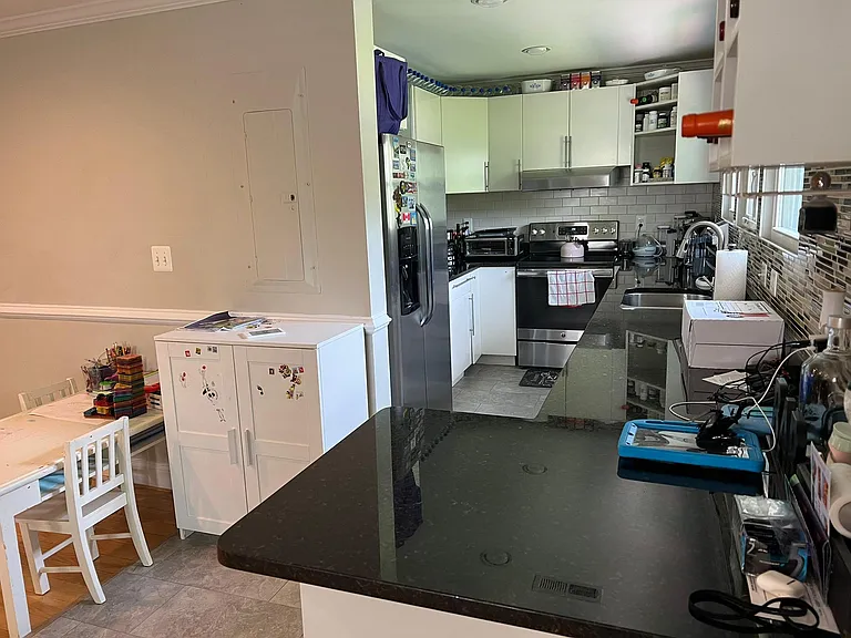 9715 Montauk Ave — Photo 12