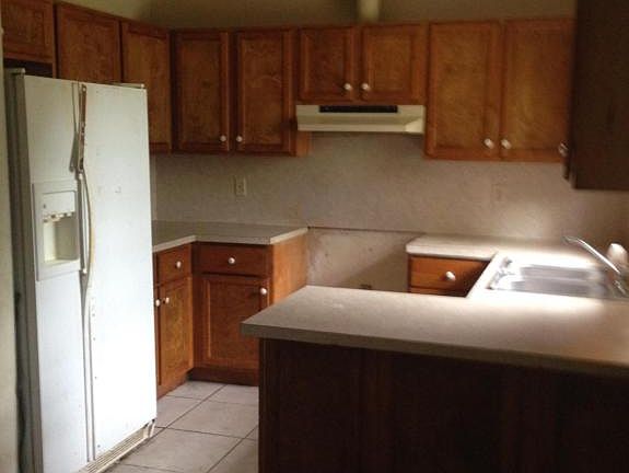5th image of 1008 Kentucky Ave