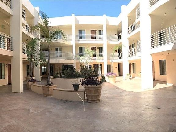 3rd image of 109 N 4th St Unit 309