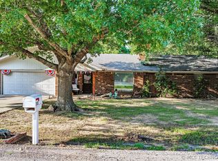 103 Cedar Ln, Ardmore, OK 73401