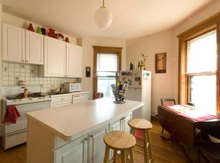 1826 W Patterson Ave #3, Chicago, IL 60613