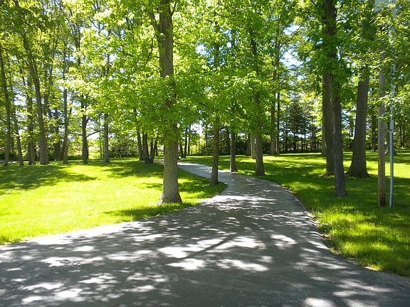 3rd image of 2426 E County Road 750 N