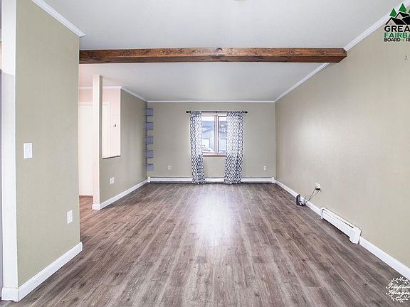 5th image of 1310 Bainbridge Blvd