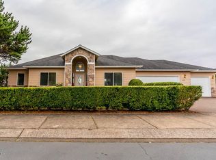 4623 NW Miramar Dr, Lincoln City, OR