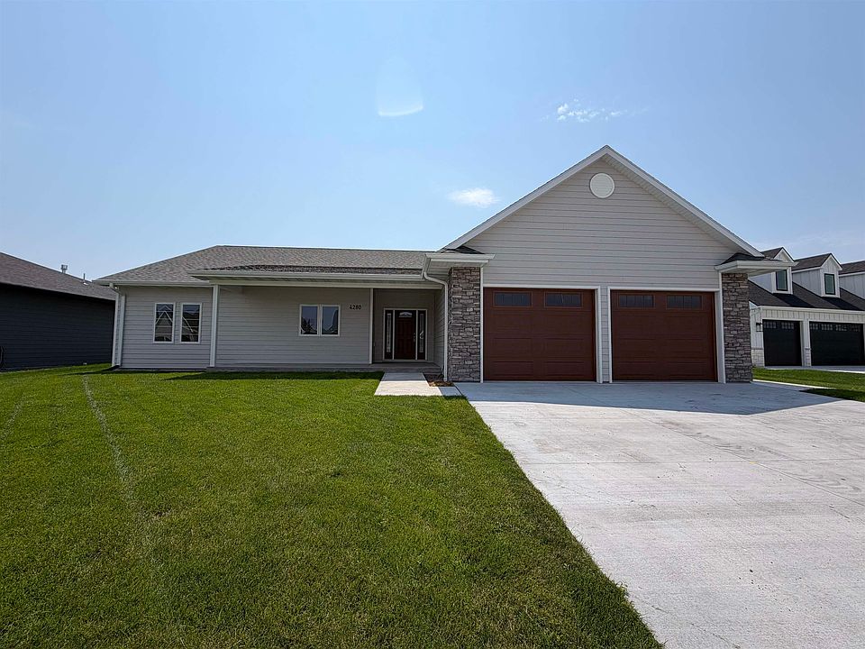 1st image of 4280 Bretwood Circle