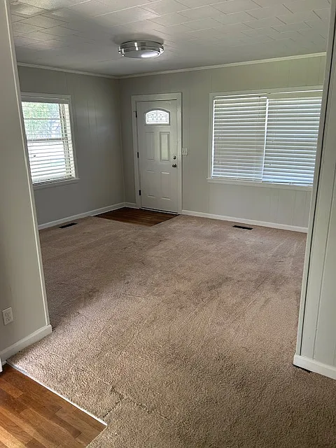 3 bed, 1700 sqft, $1,875 — Photo 2