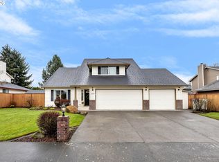 14707 NE 2nd Ave, Vancouver, WA 98685