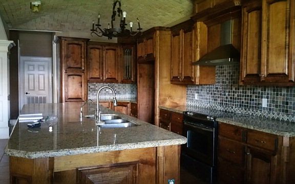 3rd image of 3118 Ginger Ave