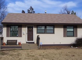 415 Cameron Rd, Saint Louis, MO 63137