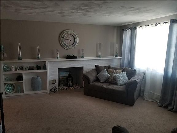 5th image of 47 Sherwood Ave